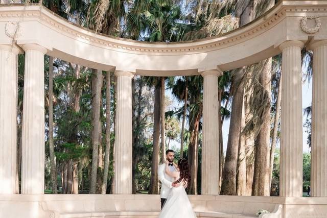 Romantic Outdoor Ceremony