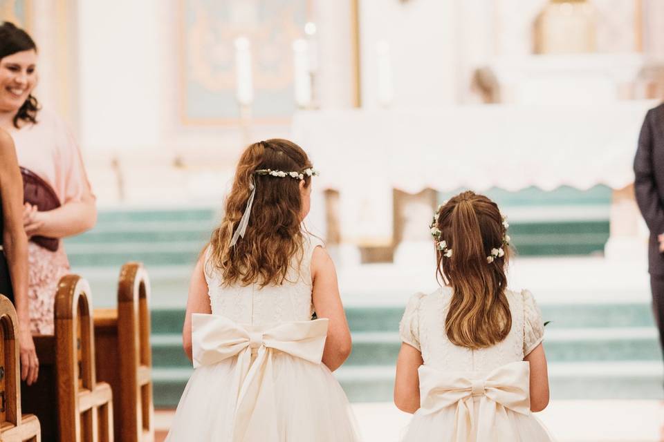 Adorable flower girls