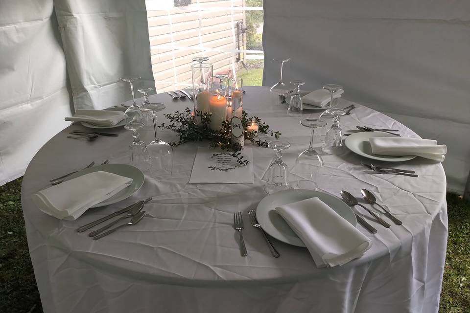 Plates, cutlery, glass rentals
