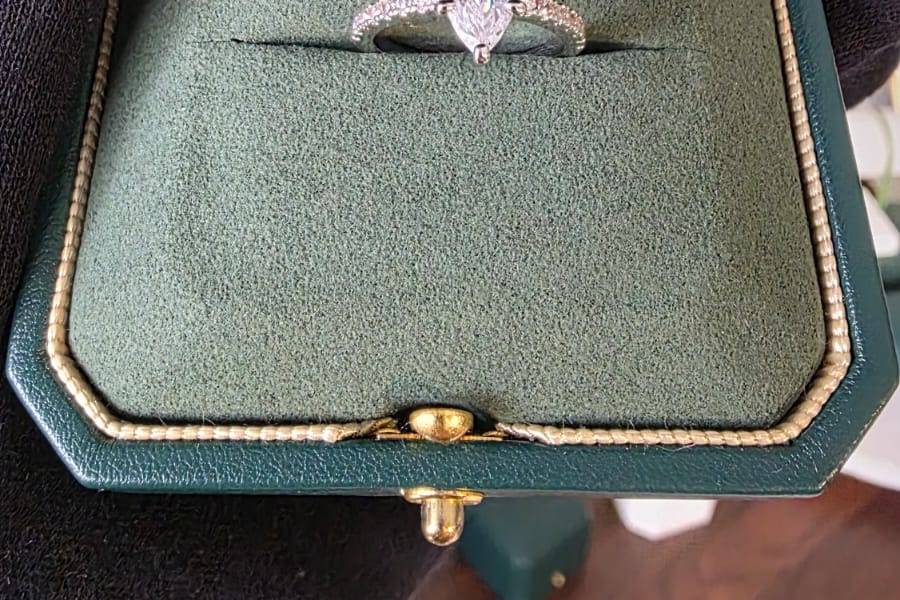 Natural marquise prong + pavé