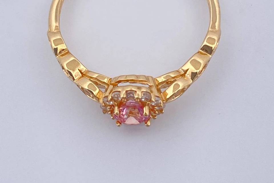8Customizable 18K gold ring