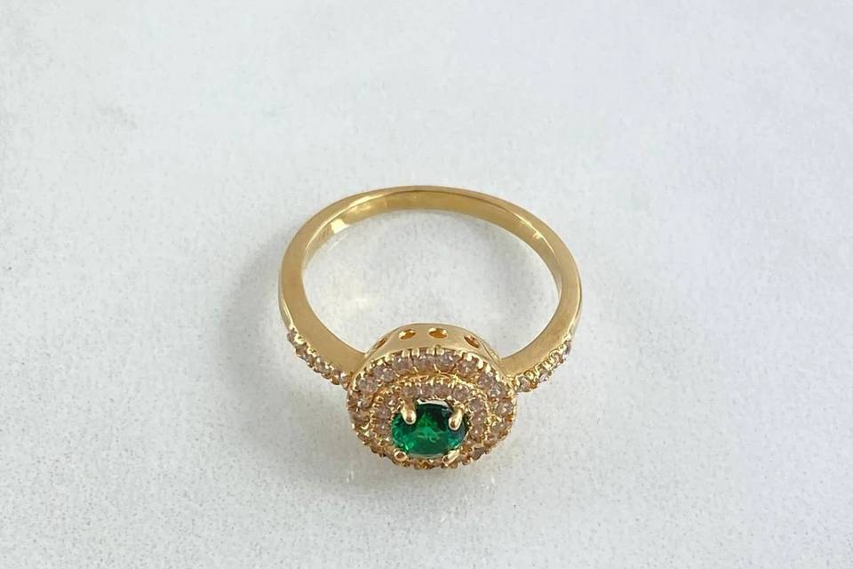 11Customizable 18K gold ring