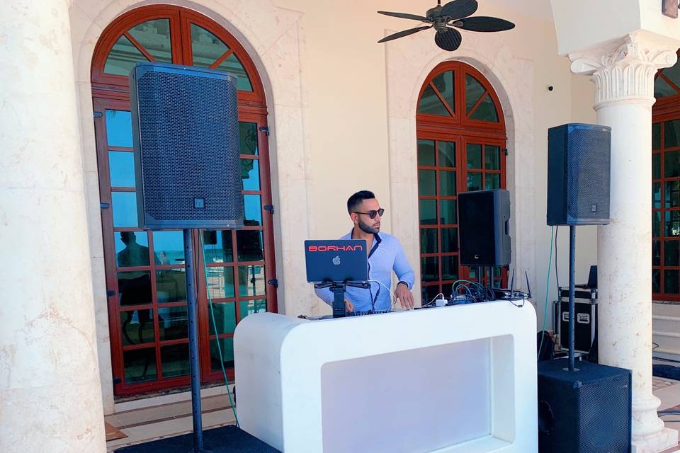 Destination wedding DJ