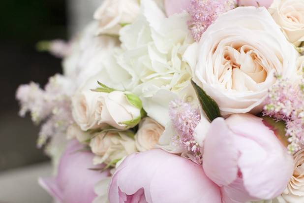 Rustic wedding flowers