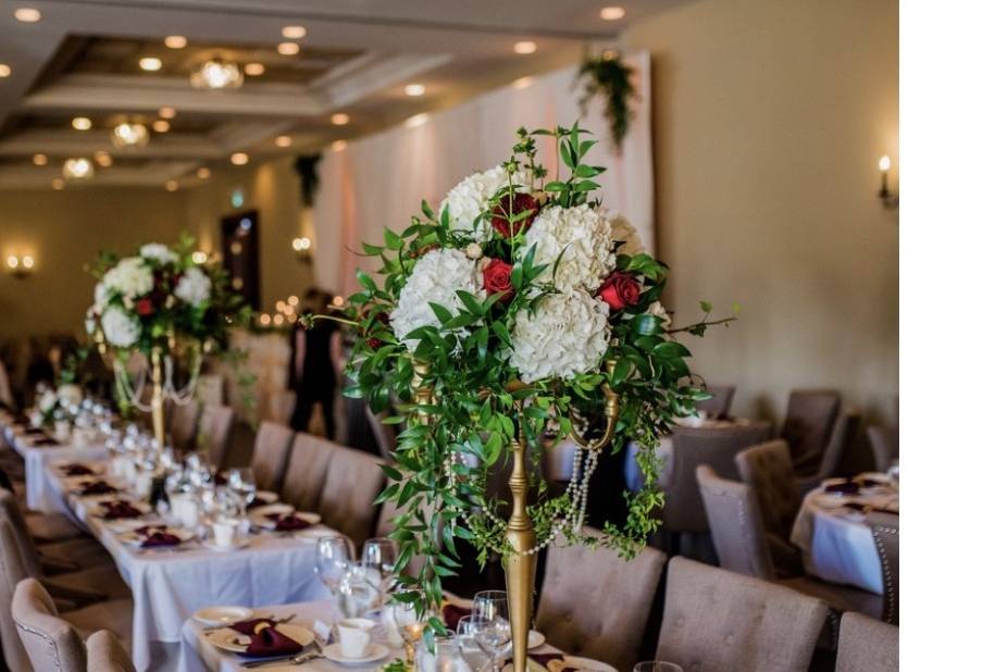 Elegant centerpiece