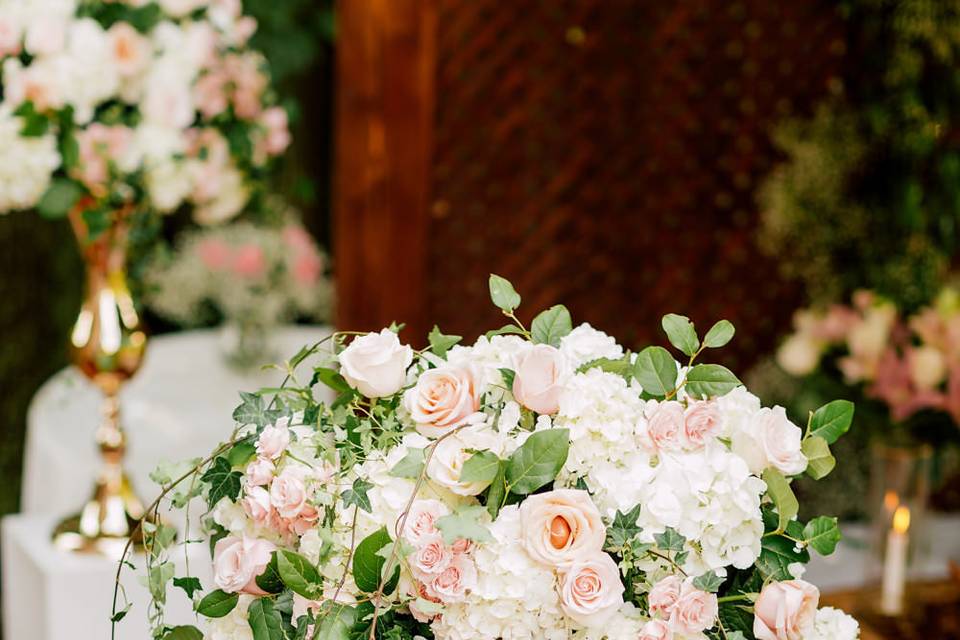 Greenhouse ceremony flowers