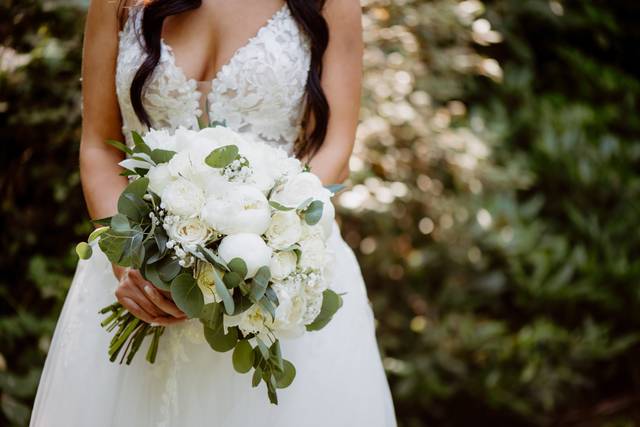 Club Wed & Beyond – Floral Boutique