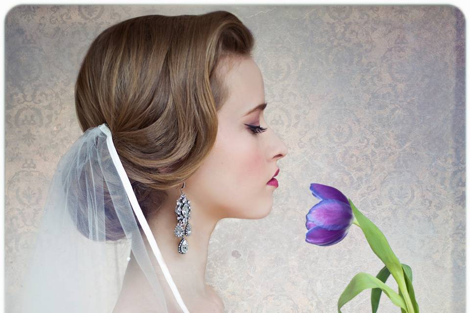 Calgary, Alberta wedding hair Photo by Lucyna Danuta Bakowsk