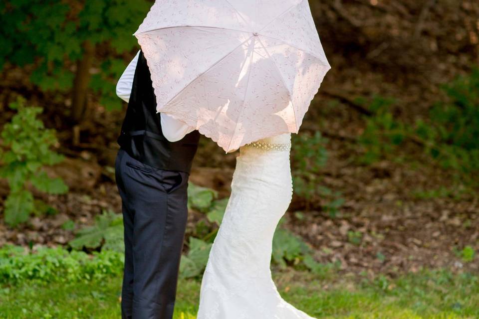 Toronto, Ontario bride and groom