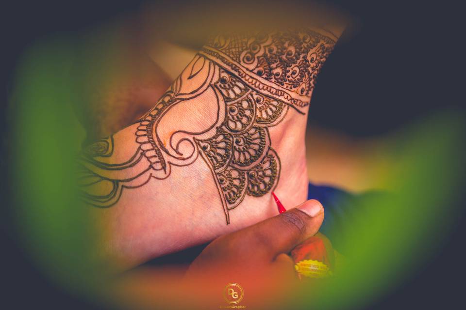 Mehandi artists yeg