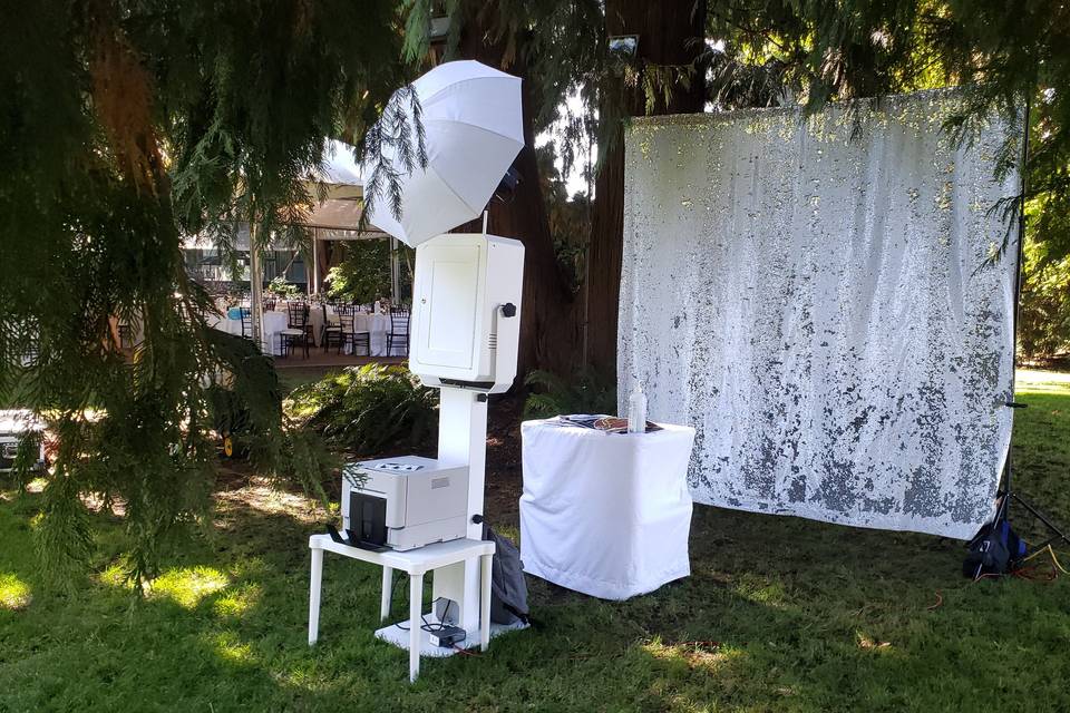 Outdoor photo booth setup
