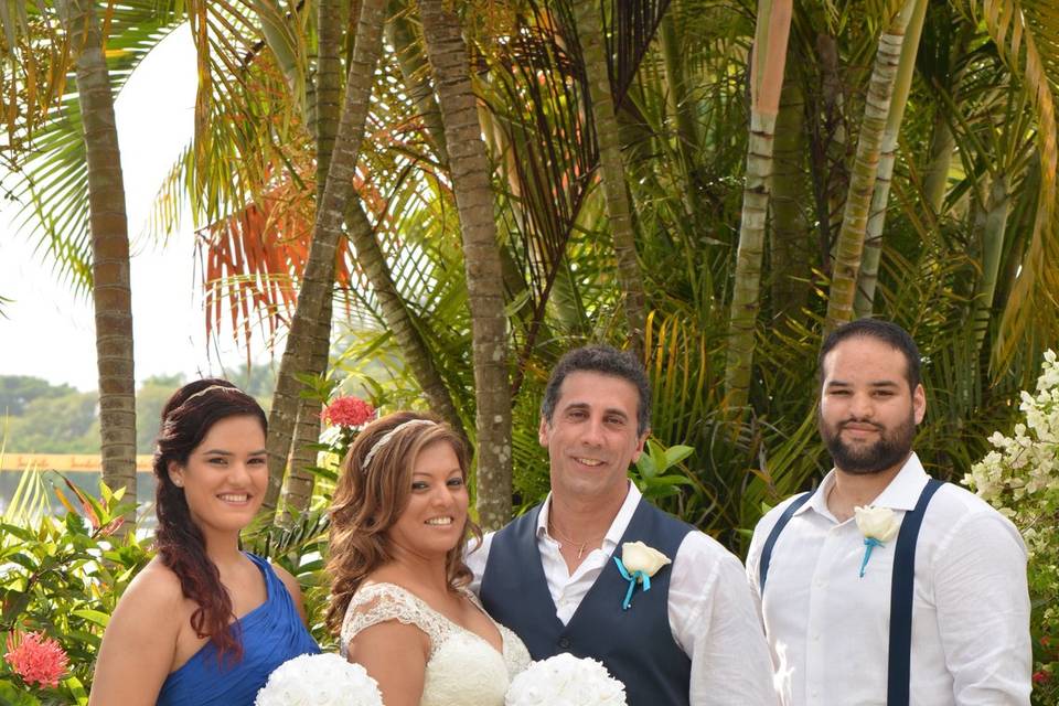 Ceremony isle flowers