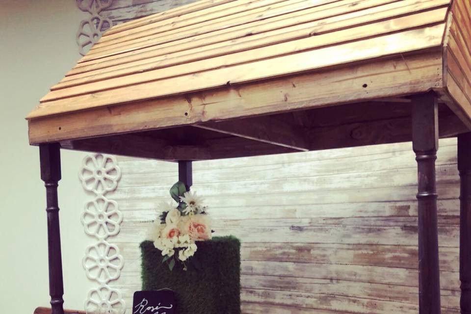 Rose Bar - Rustic-Chic Wedding