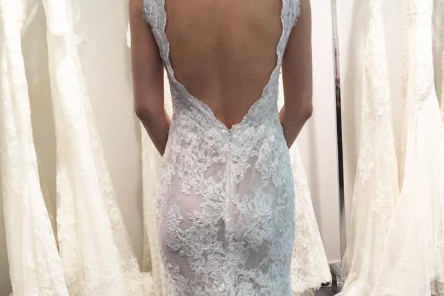 Ferre sposa outlet sample sale