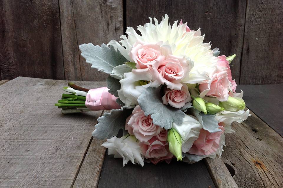 Sweetpea's bridal bouquet