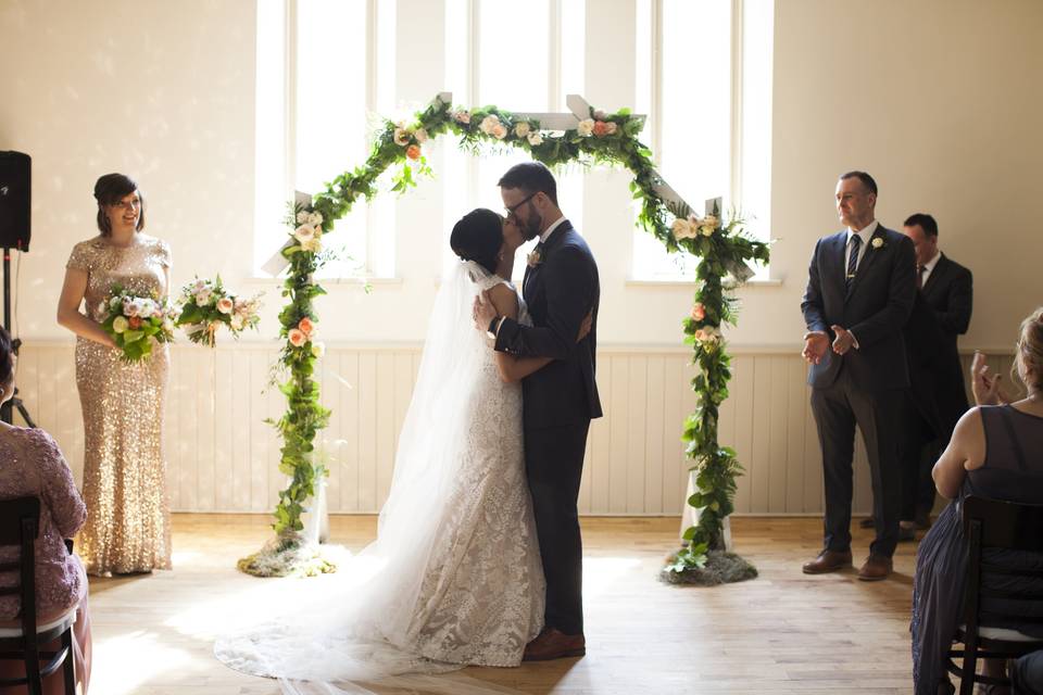 Sweetpea's bridal bouquet