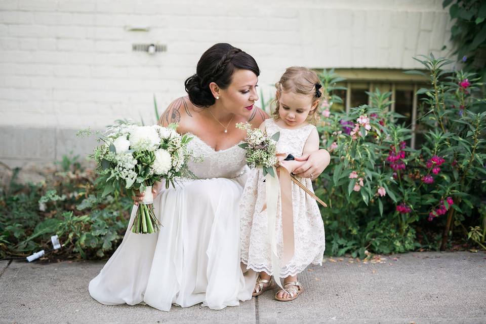 Sweetpea's flower girl