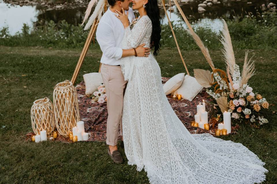 Boho Tipi Ontario Elopement