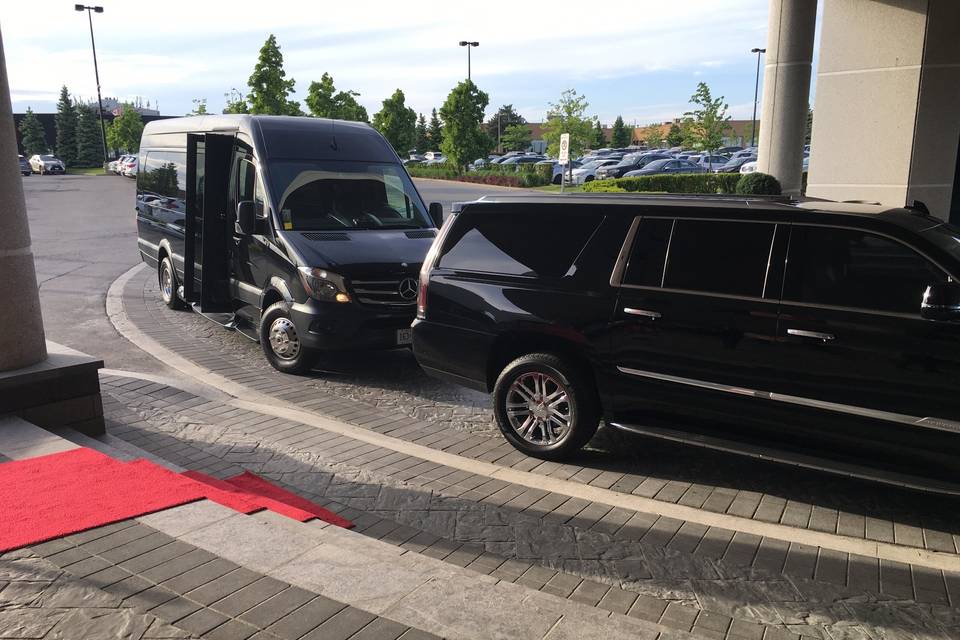 Bride and her bridesmaids by luxury vehicle