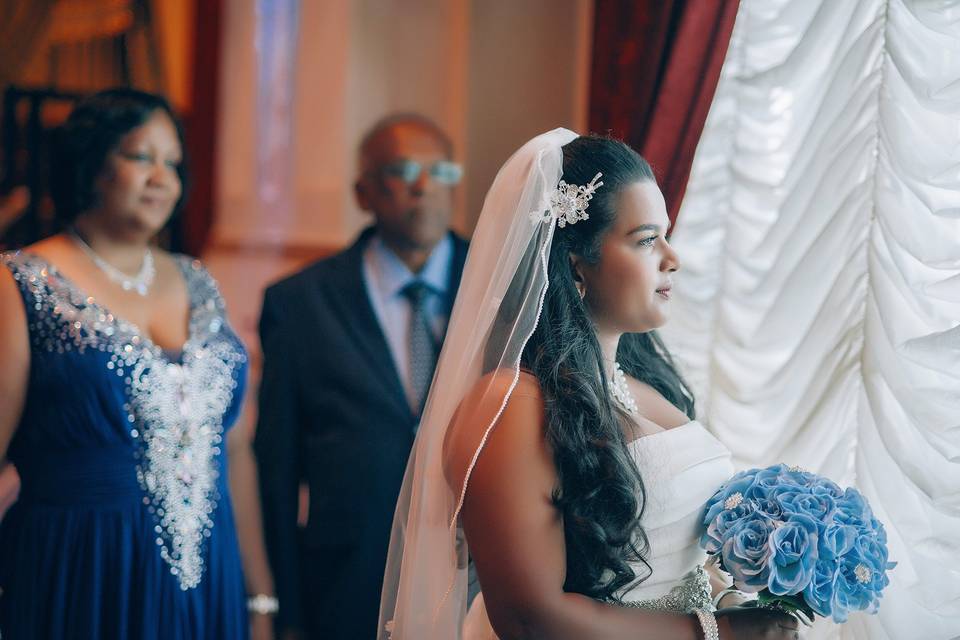 Bride and parents