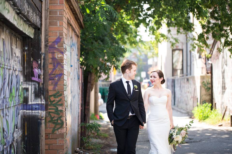 Avenue Photo - Toronto Wedding