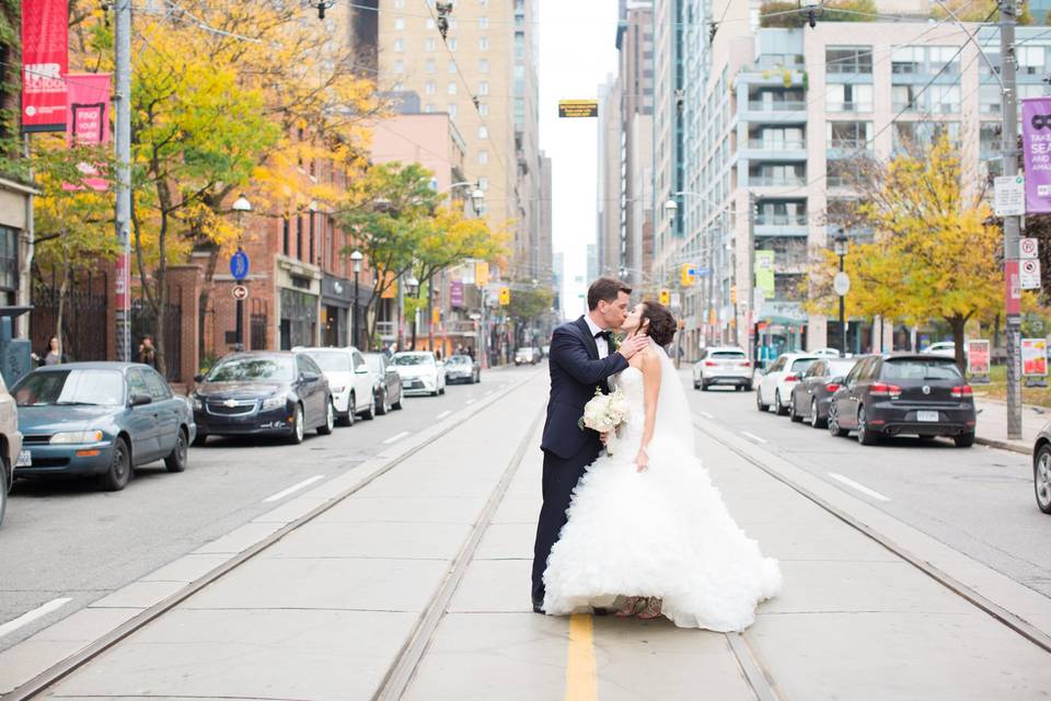 Avenue Photo - Toronto Wedding