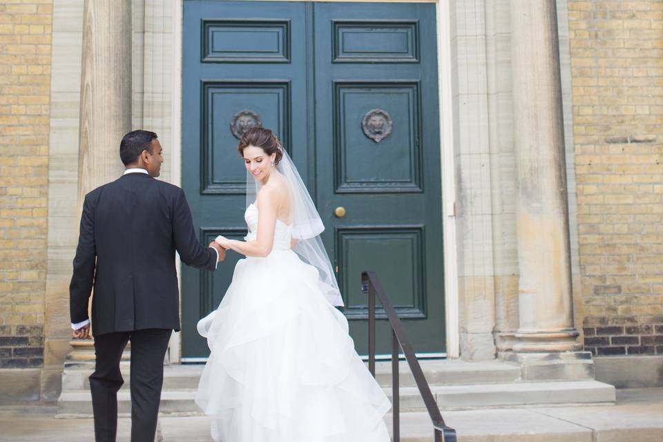 Avenue Photo - Toronto Wedding