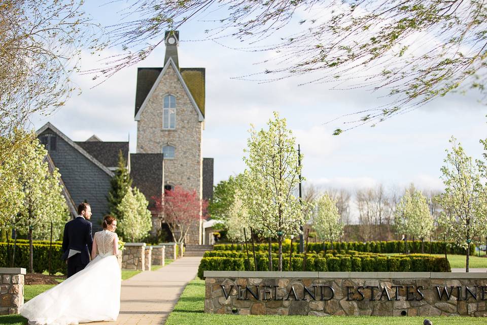 Avenue Photo - Toronto Wedding