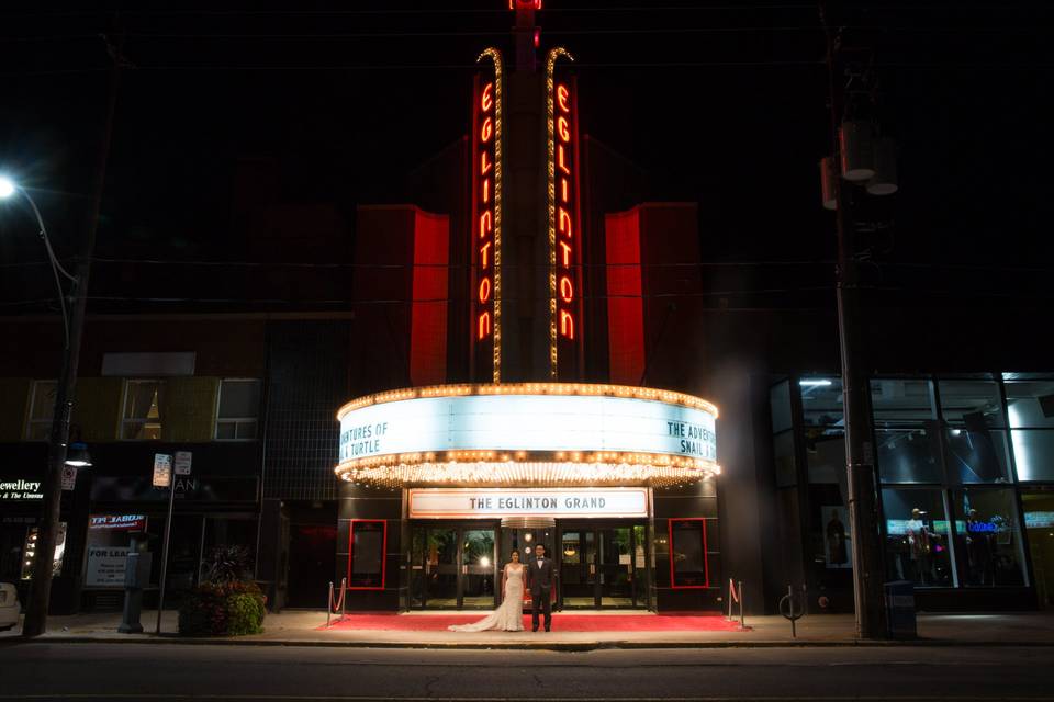 Avenue Photo - Toronto Wedding