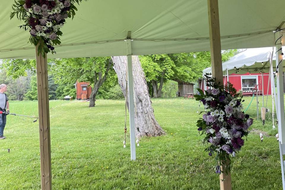 Square arbor decor