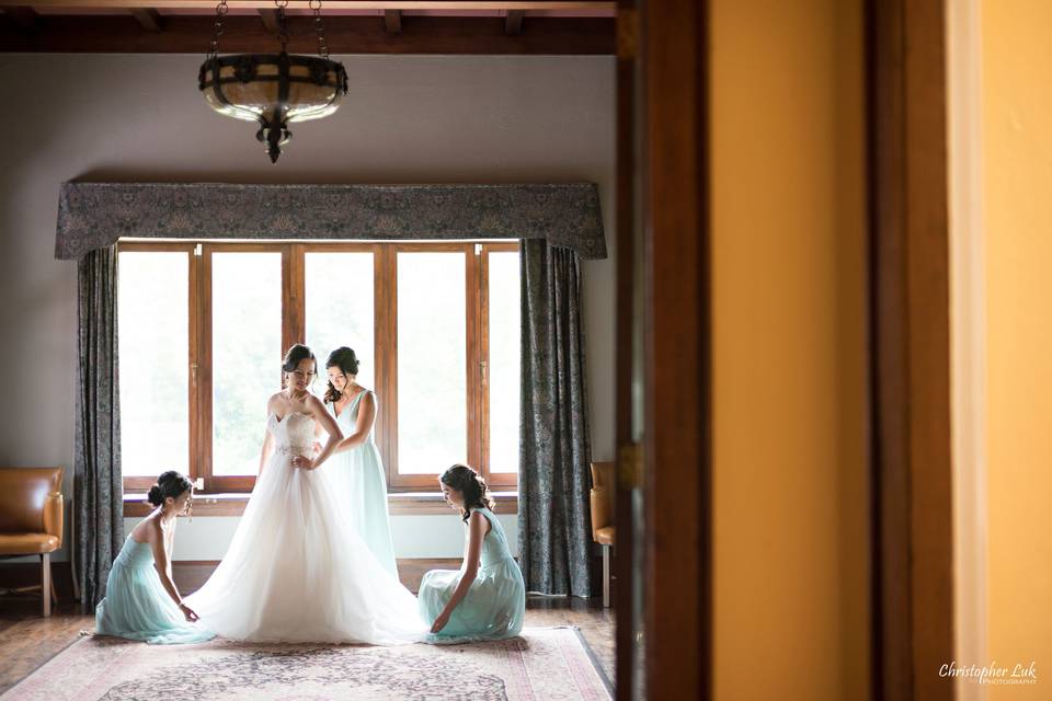 Toronto Wedding - Bridal Prep