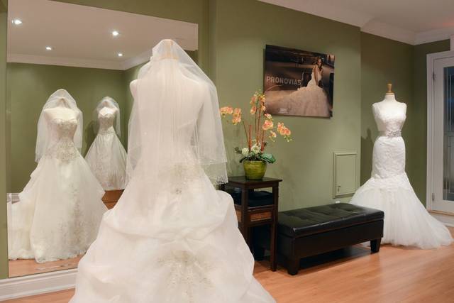 Diva Bridal Boutique Dress Attire Toronto Weddingwire.ca