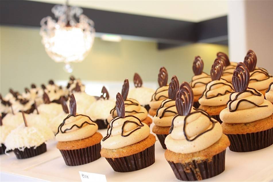 cupcake-display-1000x634.jpg