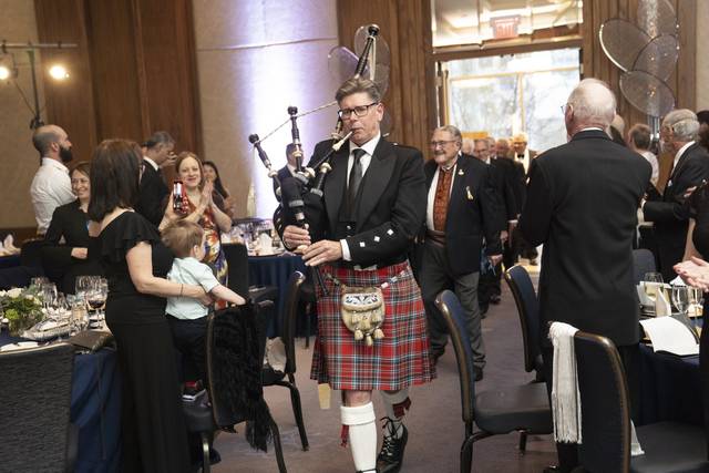 The Wedding Piper