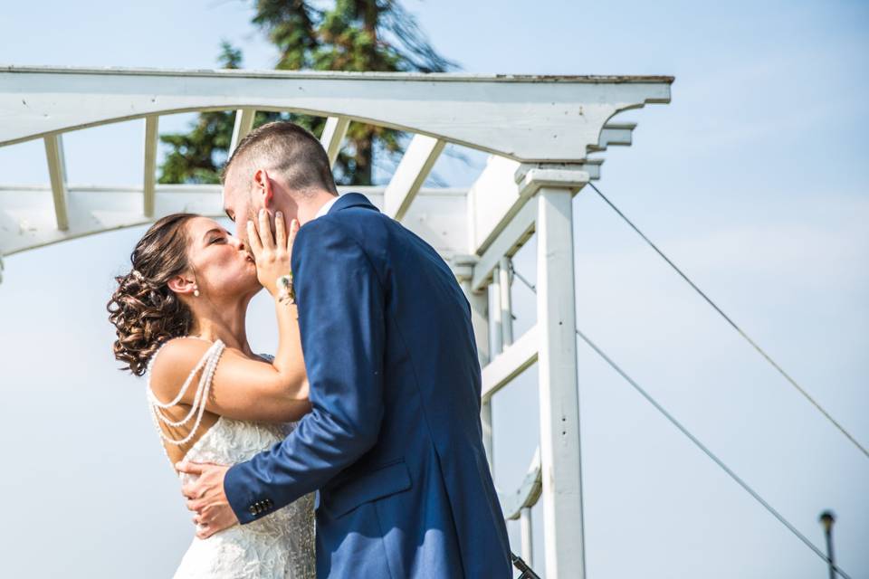 Newlyweds kissing