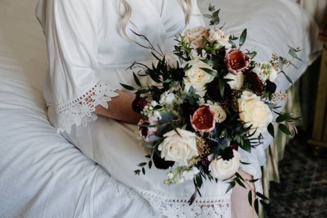Winter Red Lip Bride