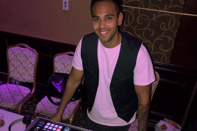 Wedding DJ