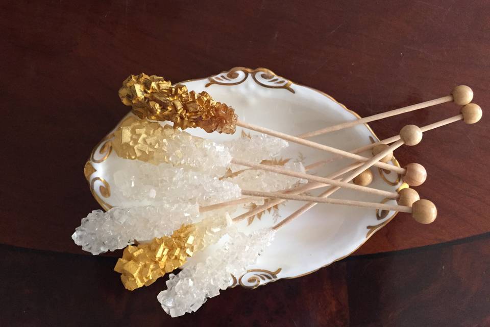 Golden Rock Candy, Favors