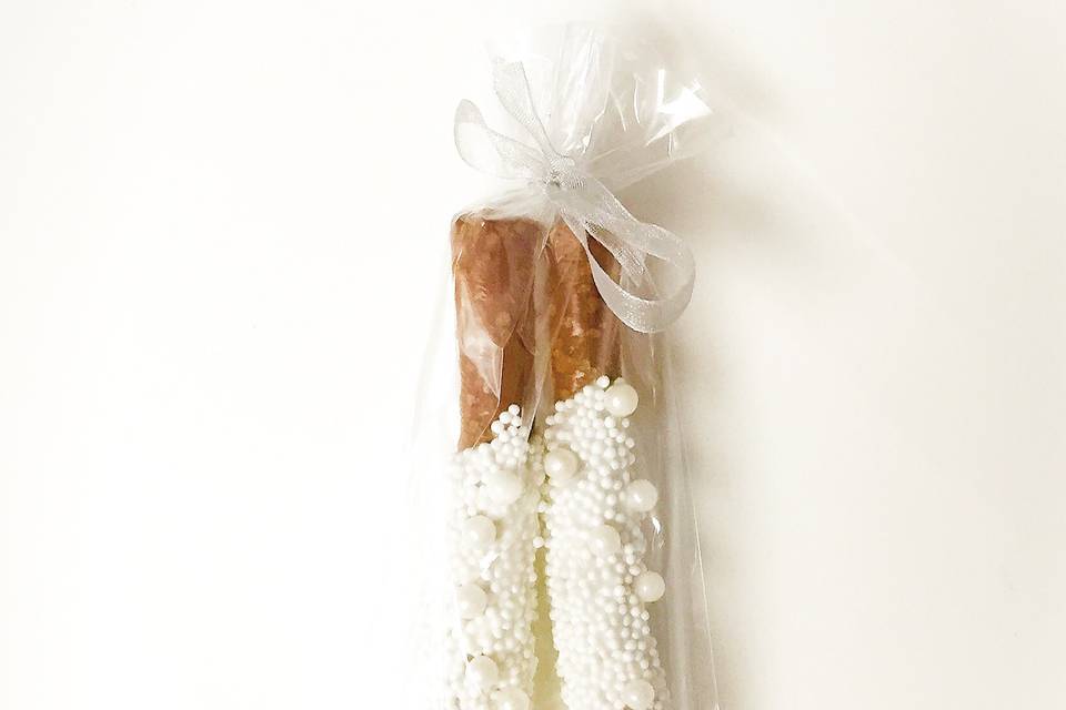 Chocolate Dipped Pretzel Favor