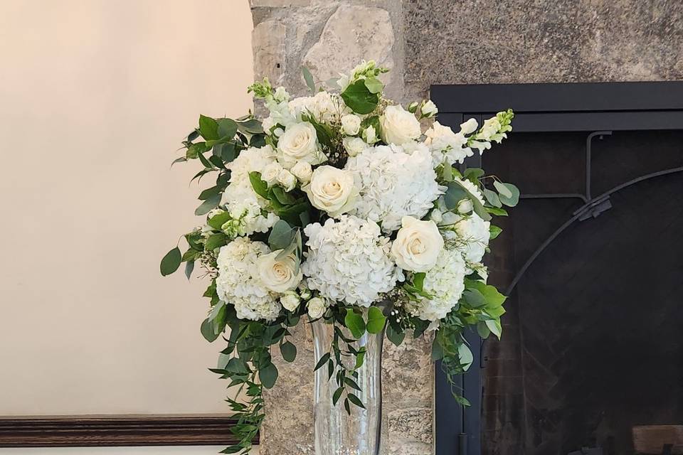 Elegant urn florals