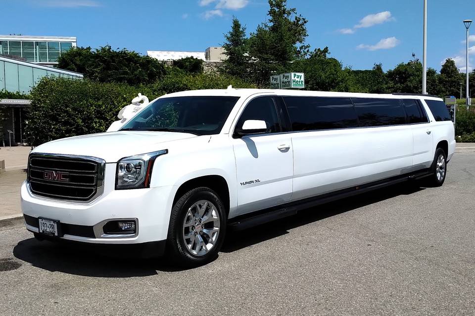 First Glance Limousine Service Ltd. - Transportation - Pickering -  Weddingwire.ca