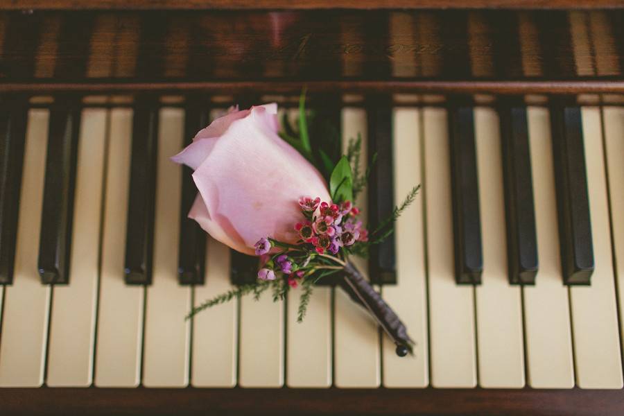 Toronto wedding florist