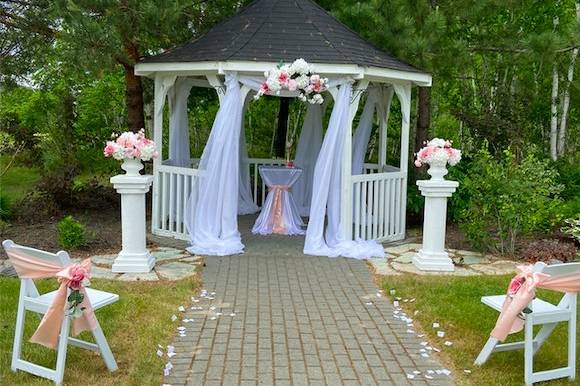 Magic Touch Decorations: Event Decor & Rentals