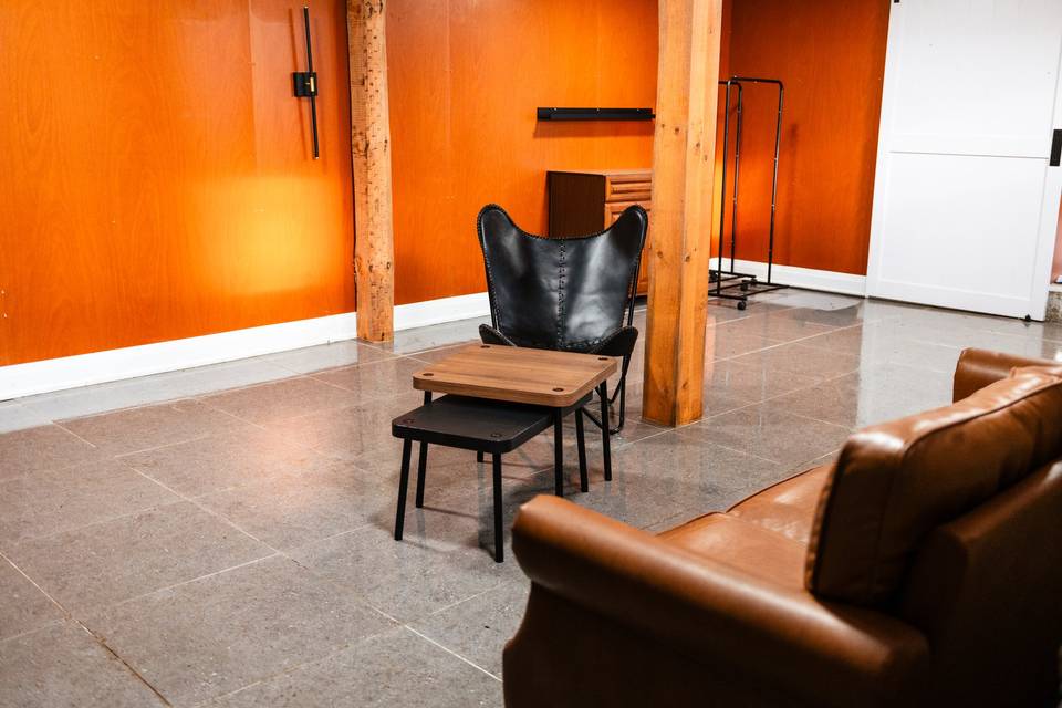 Groom suite view 2