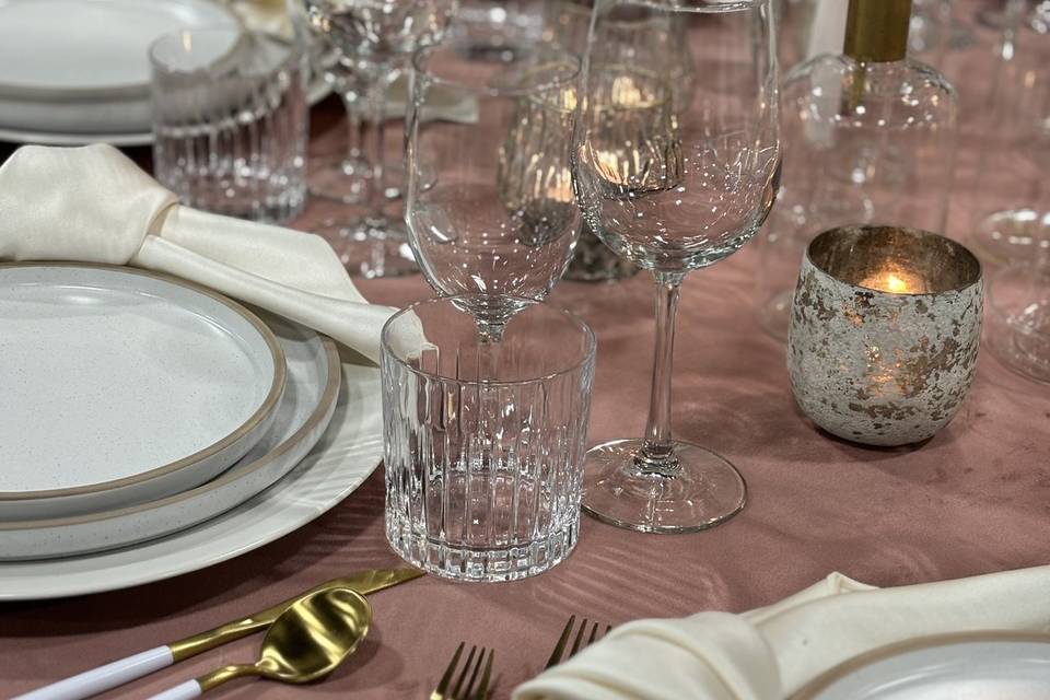Elegant tables cape