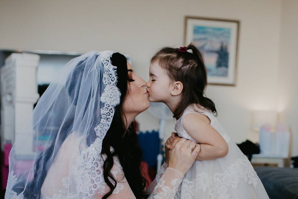 Bride+Daughter