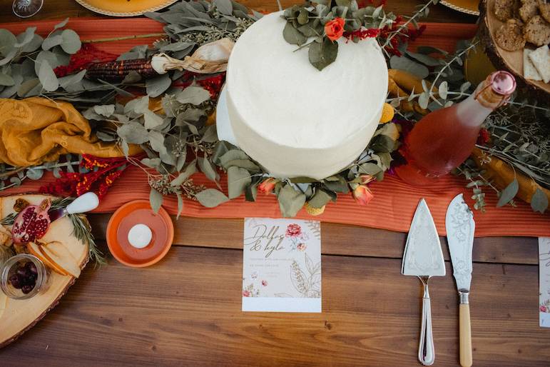 Table Setting Arrangement