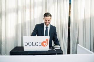 Dolce Entertainment
