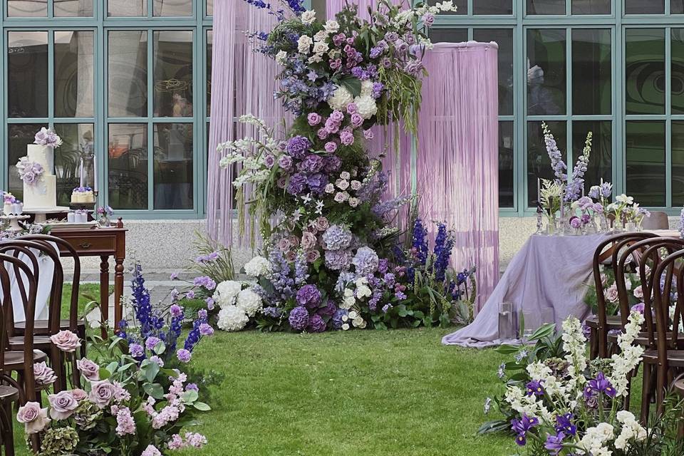 Beautiful backdrop ceremony