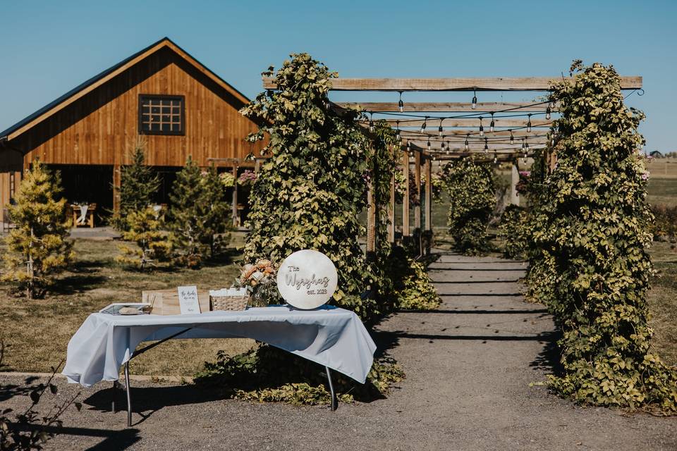 Pergola Aisle to Stable Garden